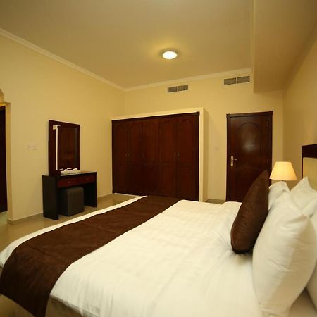 President Suites Apartments Manama Eksteriør bilde