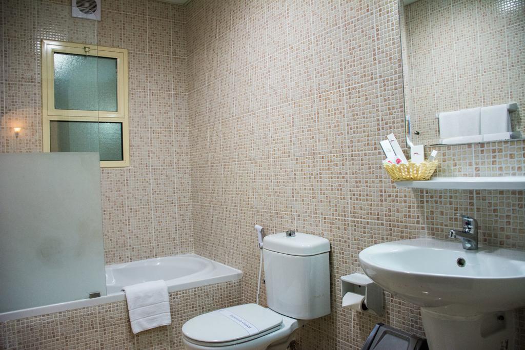 President Suites Apartments Manama Eksteriør bilde